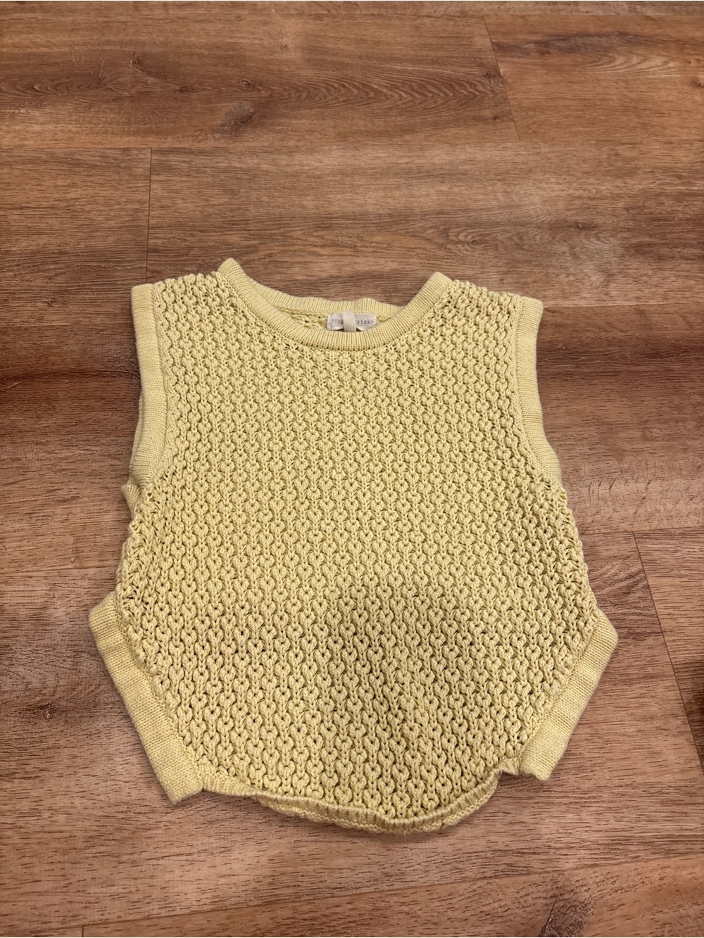 Buckle Pale Yellow Knit Tank Top